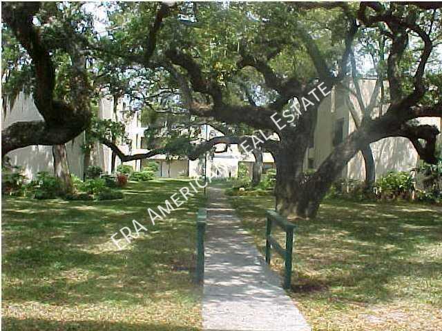 Foto del edificio - 209 Miracle Strip Pkwy