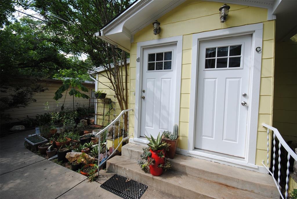 Foto principal - 1404 W 12th St