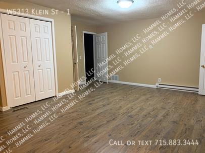 Building Photo - W5313 Klein St