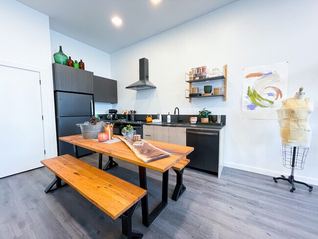 Foto del edificio - 44 Trustman Ter