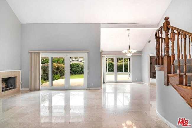 Foto del edificio - 3537 St Susan Pl