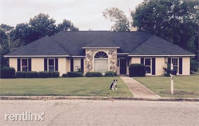 Primary Photo - 6701 Blackmon Rd
