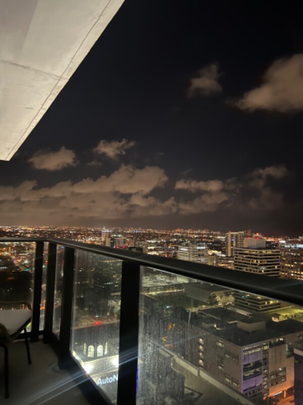 Foto del edificio - 301 SW 1st Ave