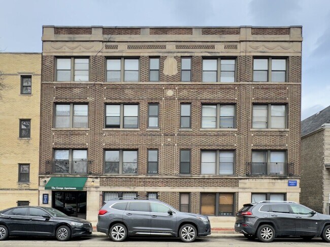 Building Photo - 1034 W George St