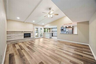 Building Photo - 14515 Merry Meadow Dr