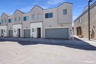 Building Photo - 2149 W Harmont Dr