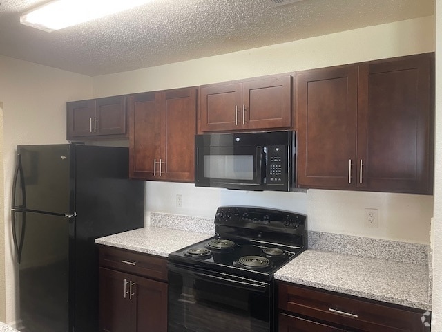 Building Photo - Brittany Place of LaGrange Apartments
