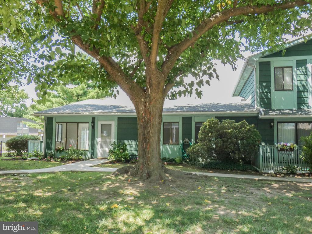 Foto principal - 1 Maplewood Ct