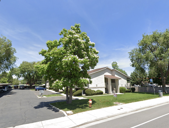 Building Photo - 795 E 4500 S