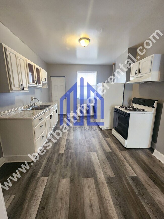 Foto del edificio - Spacious 3 Bedroom Home  In East Baltimore