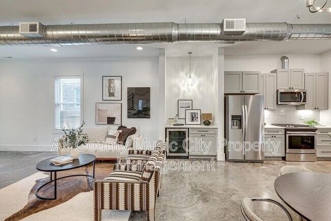 Foto del edificio - 2933 Glenmeade Dr