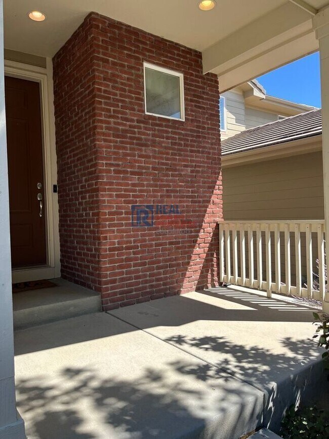 Foto del edificio - 10417 Rutledge St
