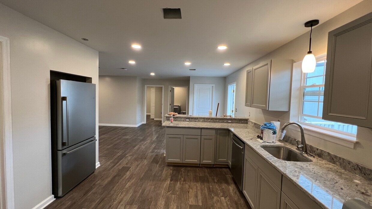 Foto principal - 1734 Wood Ave