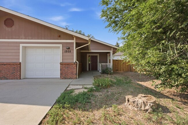 Photo - 1205 Raven Place Townhome