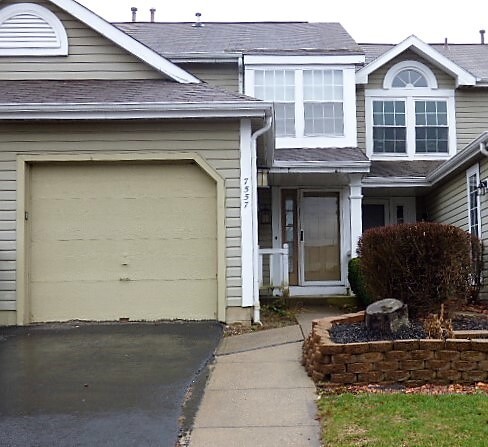 Primary Photo - Village at Park Place 2 BR