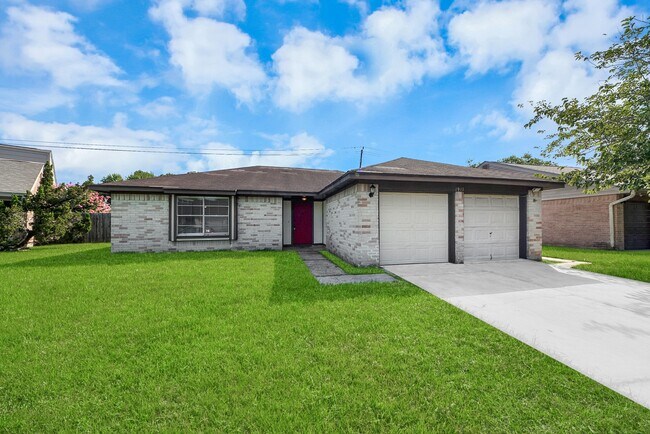 Building Photo - 1911 Hammerwood Dr