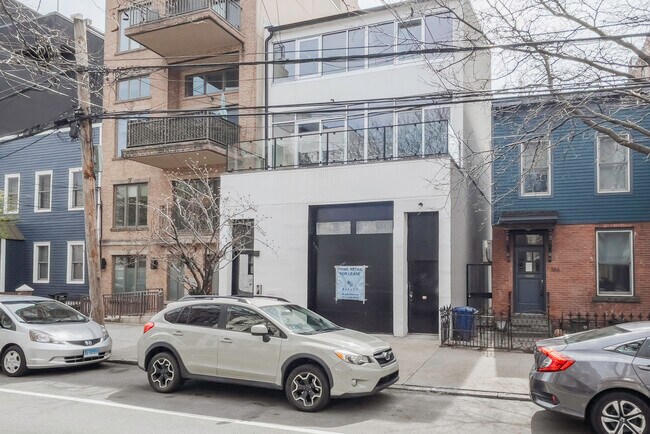 Foto del edificio - 188 Freeman St