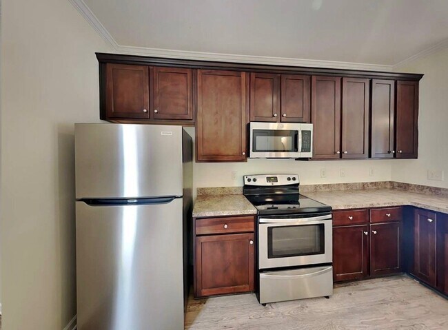 Foto del edificio - 9120 Brookbend Dr