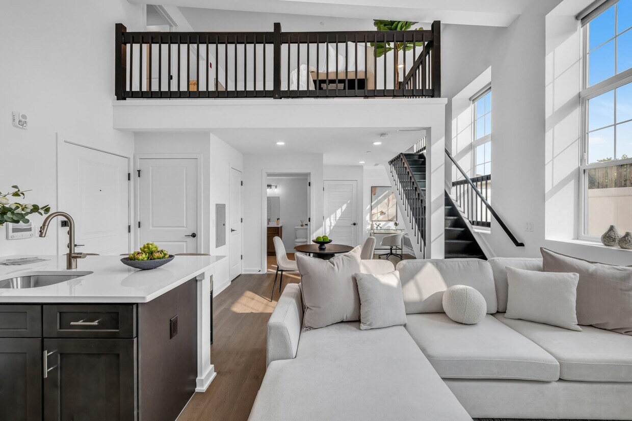 Foto principal - 315 Railroad Ave