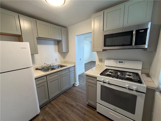 Building Photo - 6237 Curie St