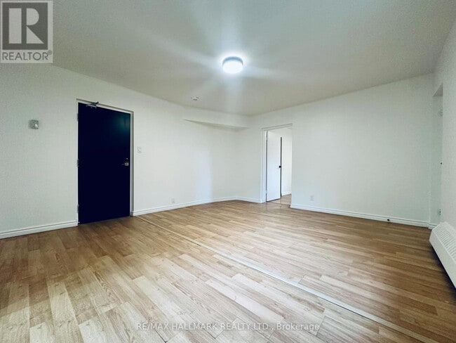 Building Photo - 5 High Park Blvd