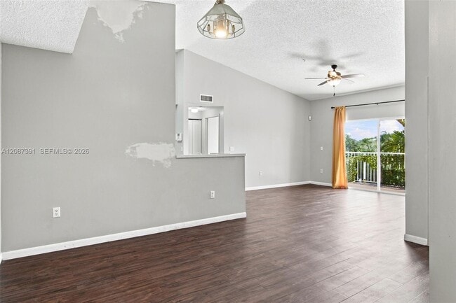 Foto del edificio - 6976 SW 39th St
