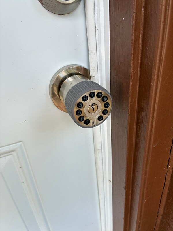 Foto del edificio - 4586 Park St