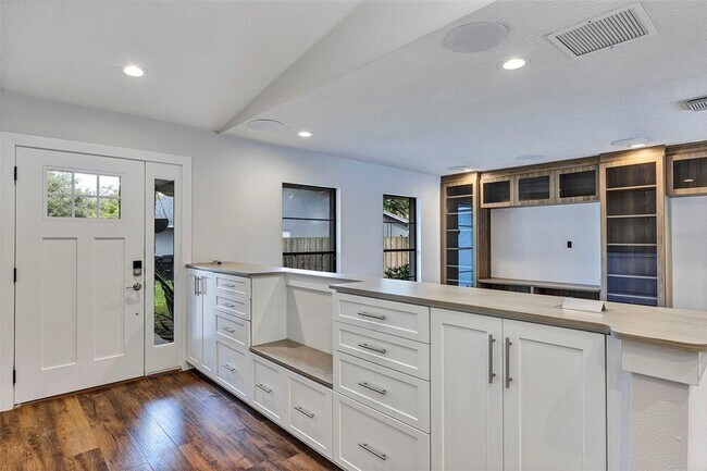 Building Photo - 3381 Cardigan Ct