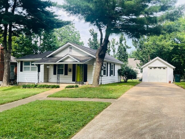 Building Photo - 1334 Belton Ave