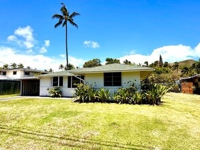 Building Photo - 919 Kaipi'i St