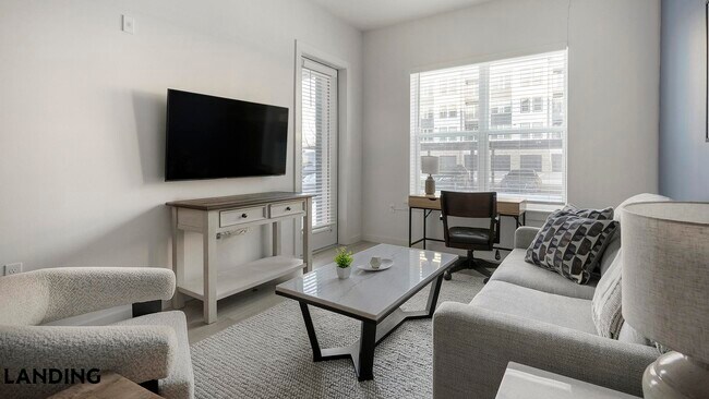 Foto del edificio - 1200 Riverfront Dr