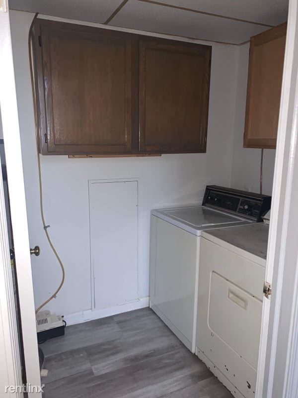 Foto del edificio - 3 br, 1 bath House - 20739 Colman St