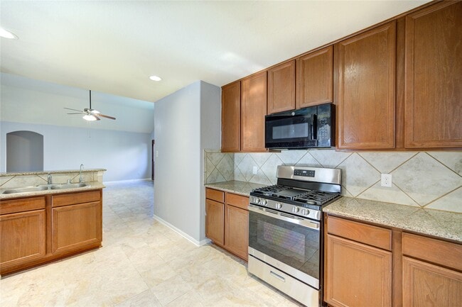 Foto del edificio - 2102 Indian Clearing Trail