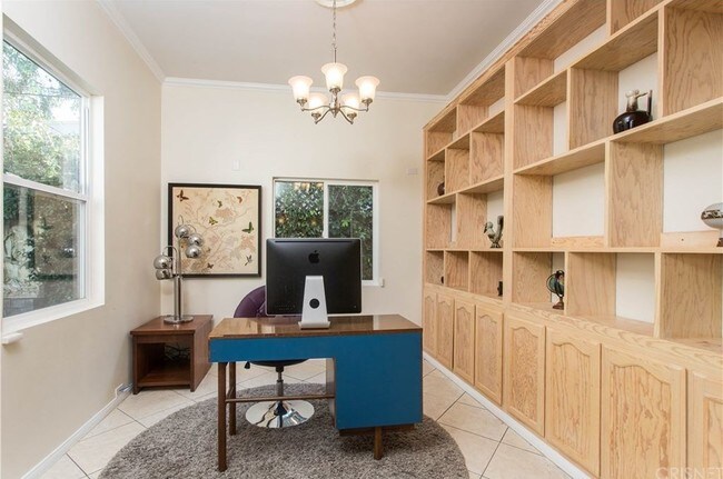Main House, Office - 5732 Rhea Ave