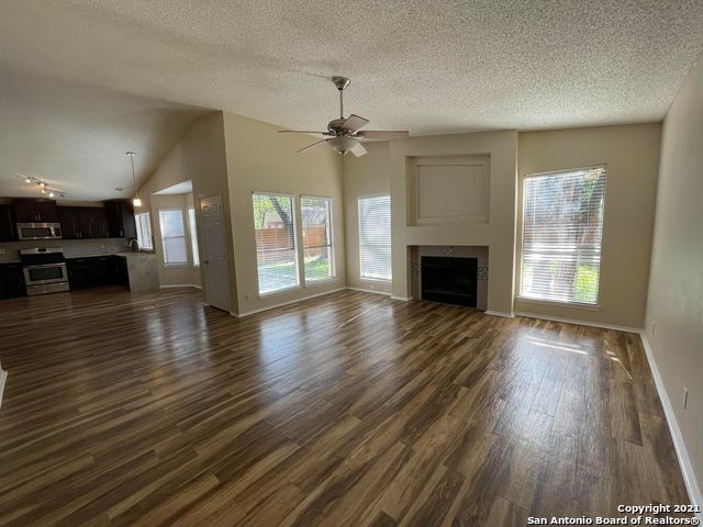 Building Photo - 13923 Cedar Canyon
