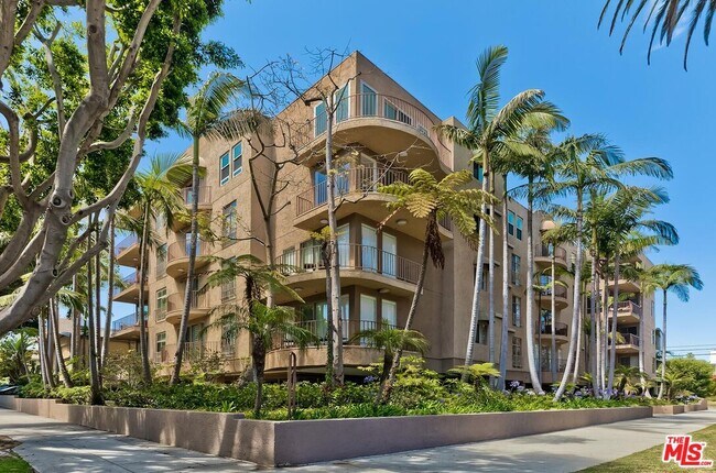Building Photo - 211 California Ave