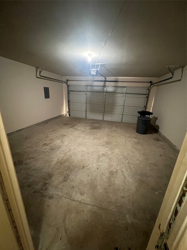 Building Photo - 18518 Dural Dr