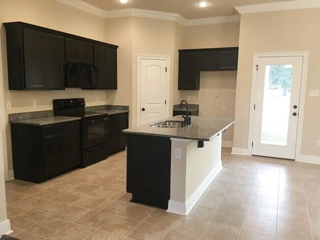 Building Photo - Iowa, Louisiana | House For Rent