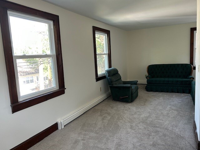 Living-Dining Rm - right side - 30 Cliff St