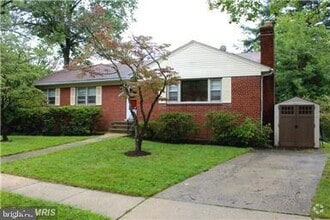 Building Photo - 9702 Singleton Dr