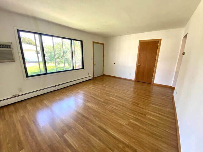 Foto del edificio - 2 Bedroom Duplex