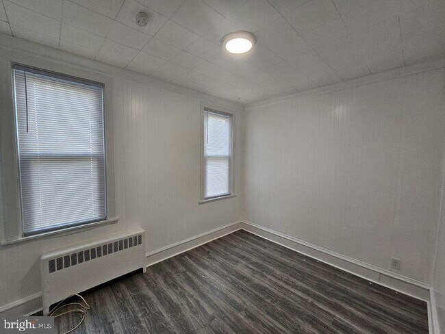 Foto del edificio - 412 Powell St