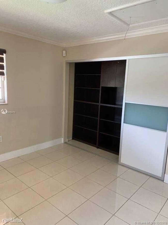 Foto del edificio - 12260 SW 10th Terrace