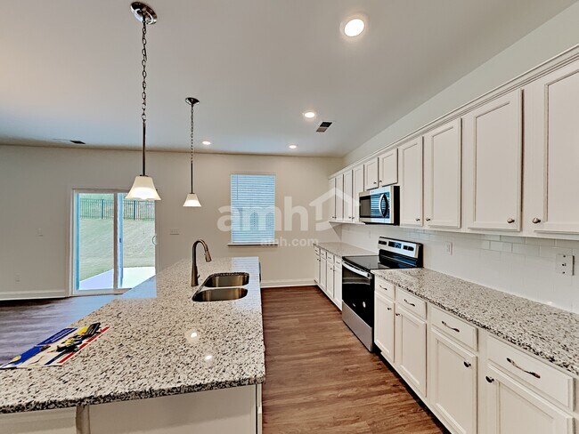 Building Photo - 6145 Rosemore Ln