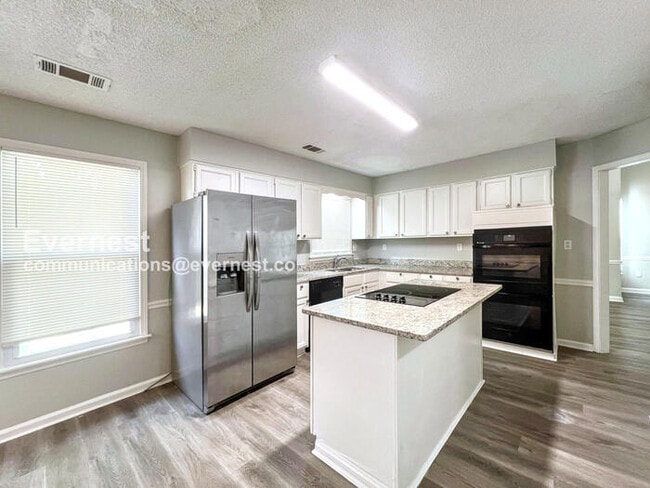 Building Photo - 4304 Ash Creek Cove