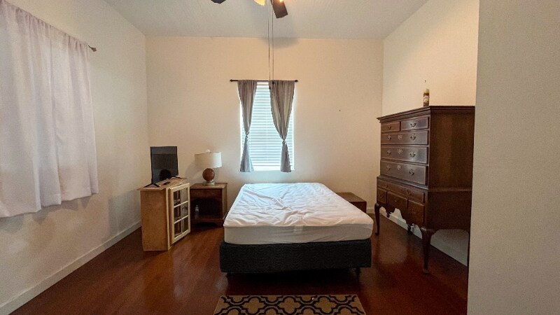 Foto principal - 1102 NW 45th Ave