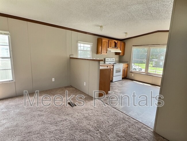 Building Photo - 1002 Libby Lane