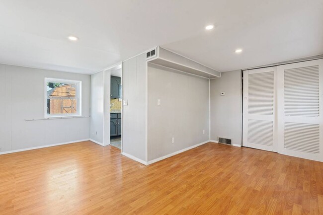 Building Photo - 3021 Old Sellars Rd