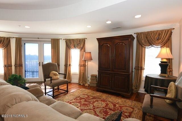 Foto del edificio - 6831 Main St