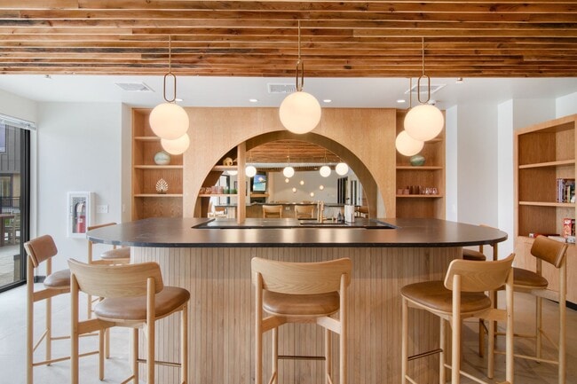 Building Photo - Starkweather Place